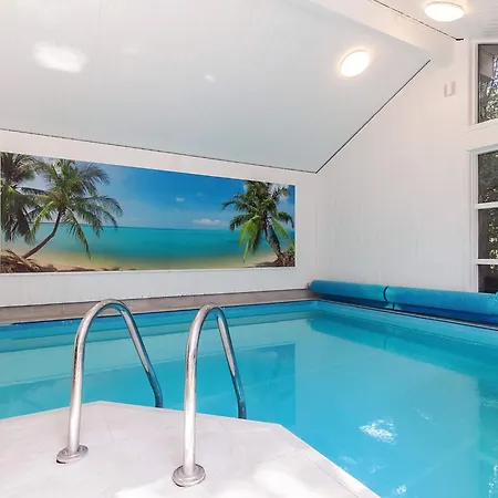 Holiday home 4 Star In Vaeggerlose