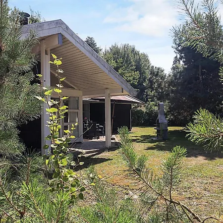Casa de Férias 4 Star Holiday Home In Vaeggerlose *